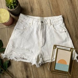 Rolla’s White Duster Distressed High Rise Denim Shorts Size 25 NWOT